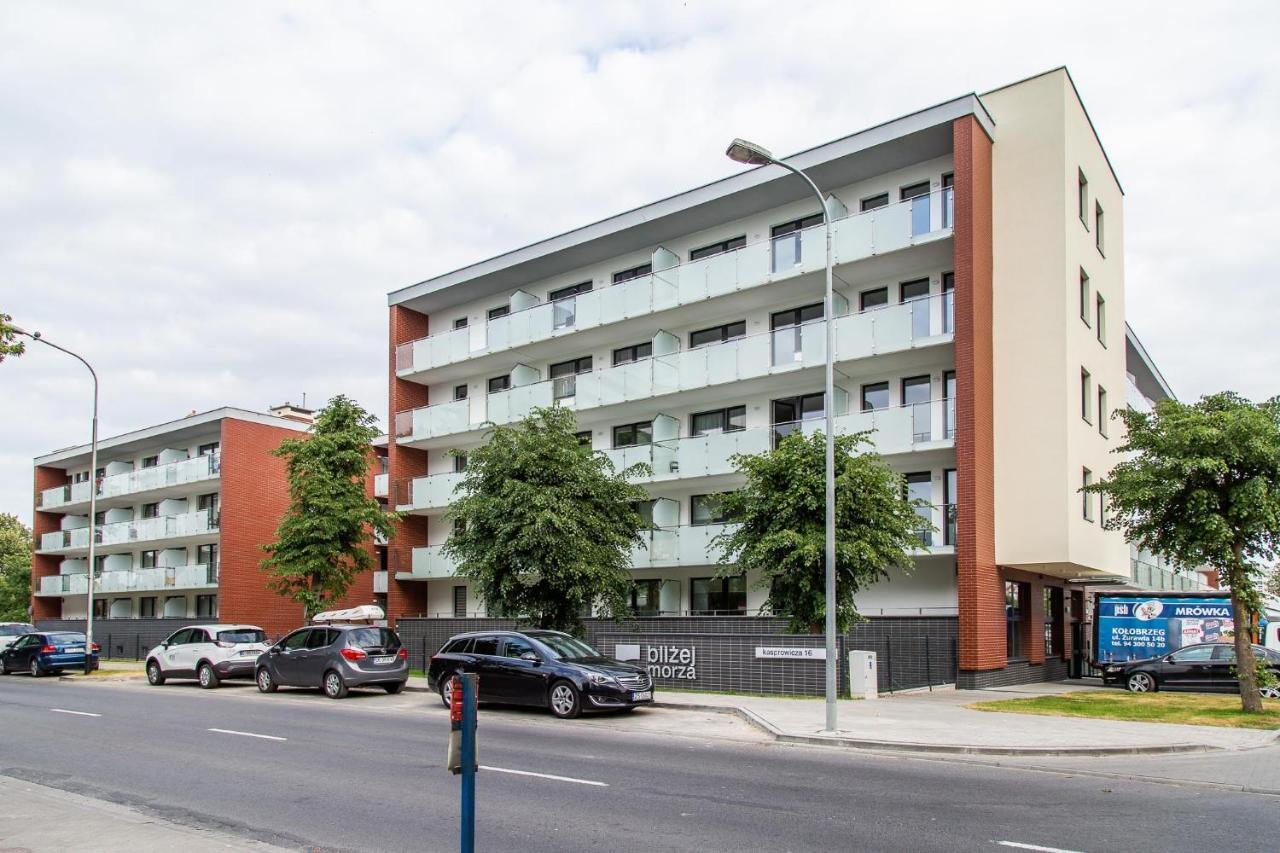 Apartament Premium Blizej Morza 코워브제크 외부 사진